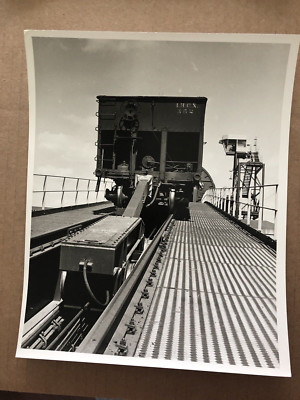 #8 Vintage PHOTO Chesapeake & Ohio Railway Co Railroad Loader Loading Machine