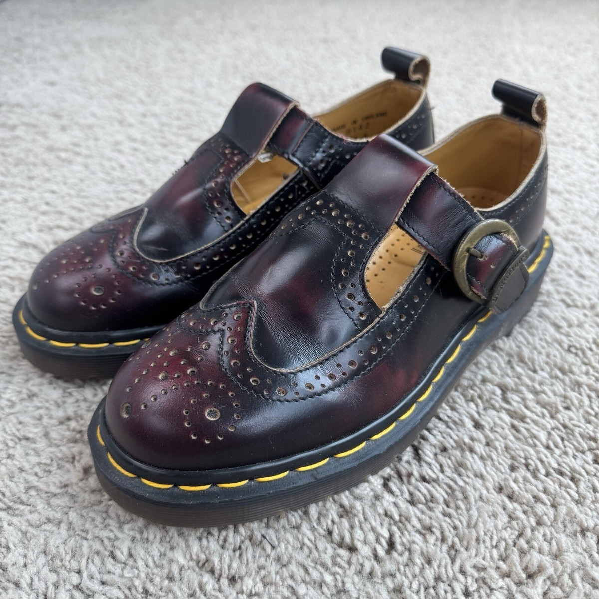 VTG Dr. Martens Women's 6 UK 4 Wingtip Buckle Mary Janes VTG Dr. Martens Women's 6 UK 4 Wingtip Buckle Mary Janes