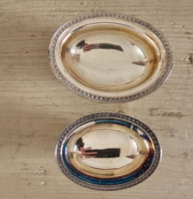 Vintage 2 Ciotole porta confetti in metallo bianco degli anni 50