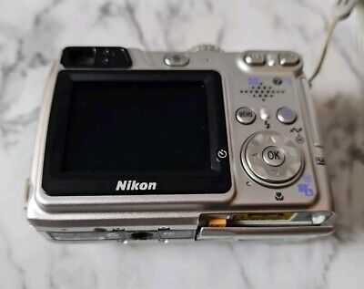 Nikon Coolpix 5900 Digital Camera Works But Selling As Nikon Coolpix 5900 Digital Camera Works But Selling As