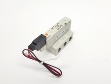 SMC VQZ2151-5L-01T 5 Port Solenoid Valve Base Mount