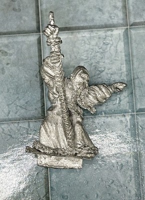 Wizard Warhammer Fantasy Metal Citadel 1985 E2  pointing Staff 