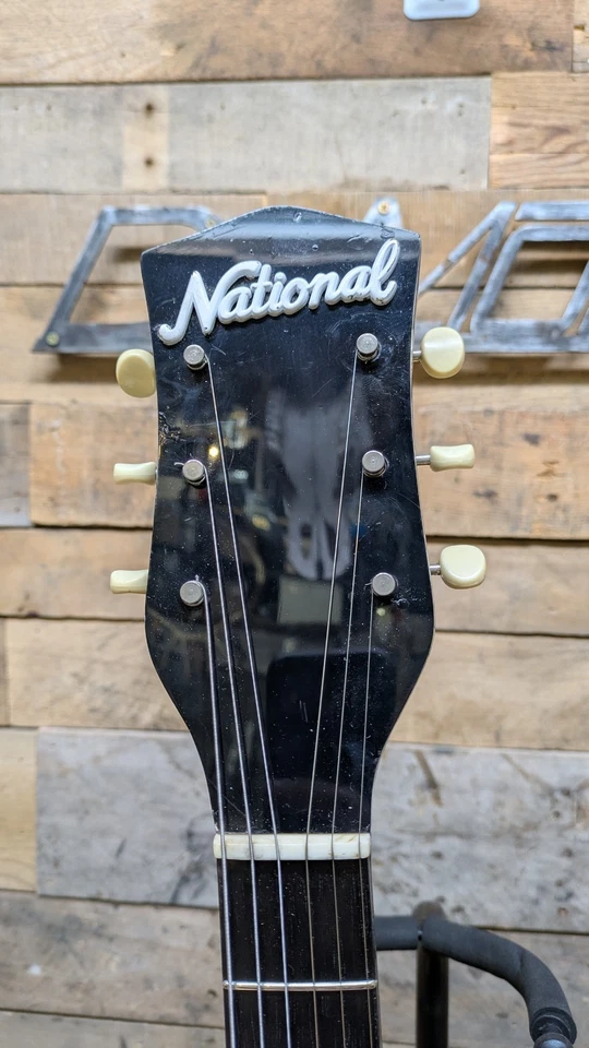 Guitarra Howlin Wolf National Cosmopolitan 1953 pintura personalizada hoja de oro Foto 3 de 4