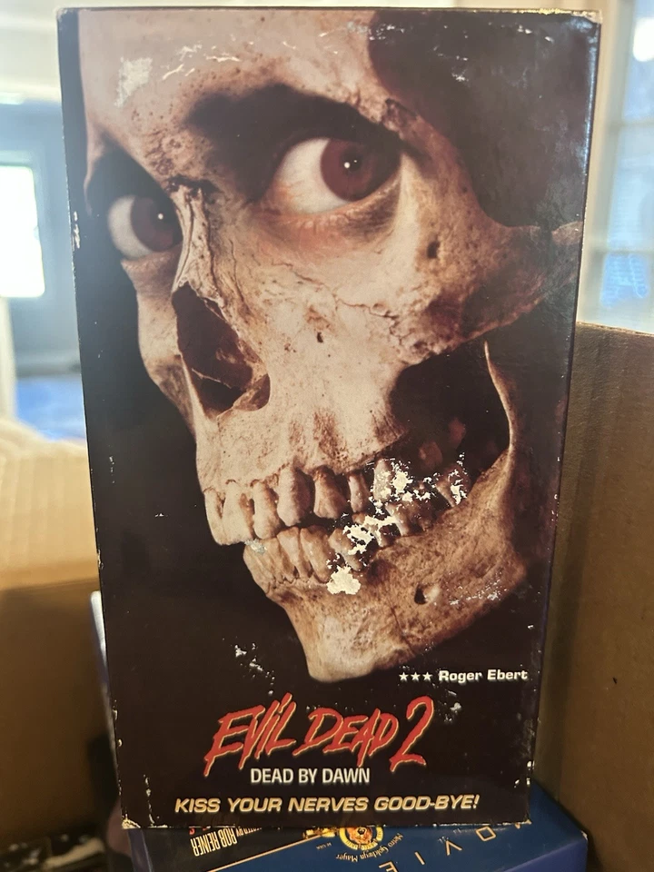 Evil Dead 2 and Army of Darkness VHS Lot of 2 Bruce Campbell Sam Raimi RARE Foto 2 de 4