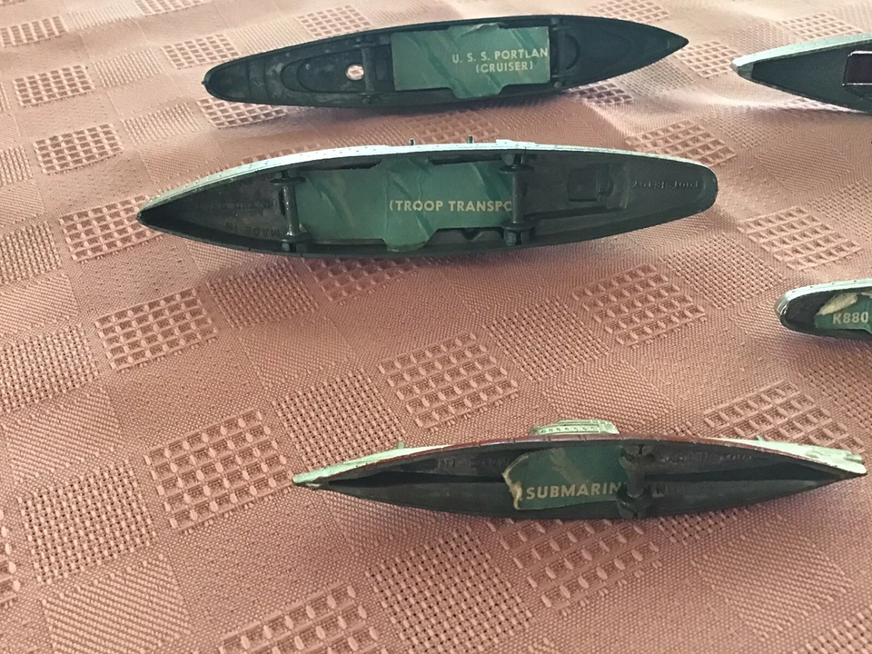 Винтажный лот из 7 игрушек Tootsie военные литые металлические корабли США - Изображение 4 из 4