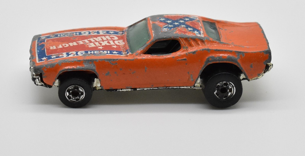 Hot Wheels 1982 Dixie Challenger 426 Hemi With Flag Diecast Car