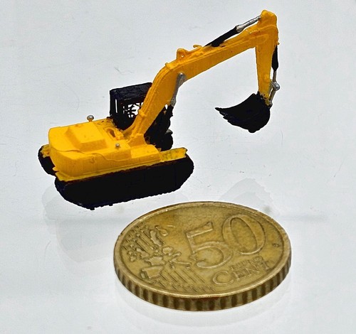 Z Scale 1:220 excavator – 3D Printed Resin – Hand Painted – Model Railroad