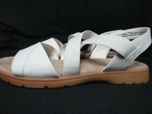 yuu sandals white