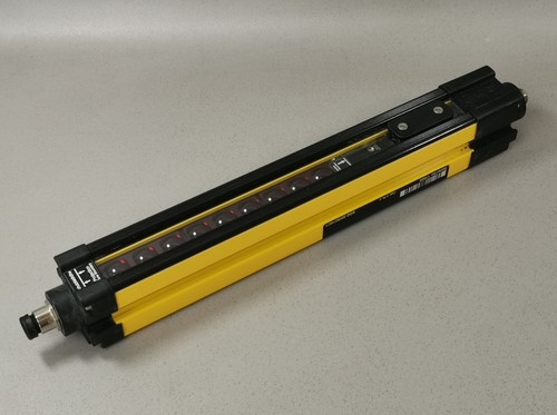 Wenglor SG2-30IS015C1 Safety Light Curtain Emitter - 第 1/3 張圖片