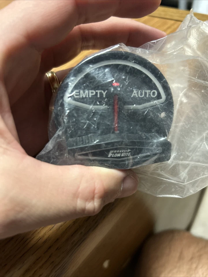 Flow-Rite System 2 Black with White Lettering Actuator System - Image 2 of 4