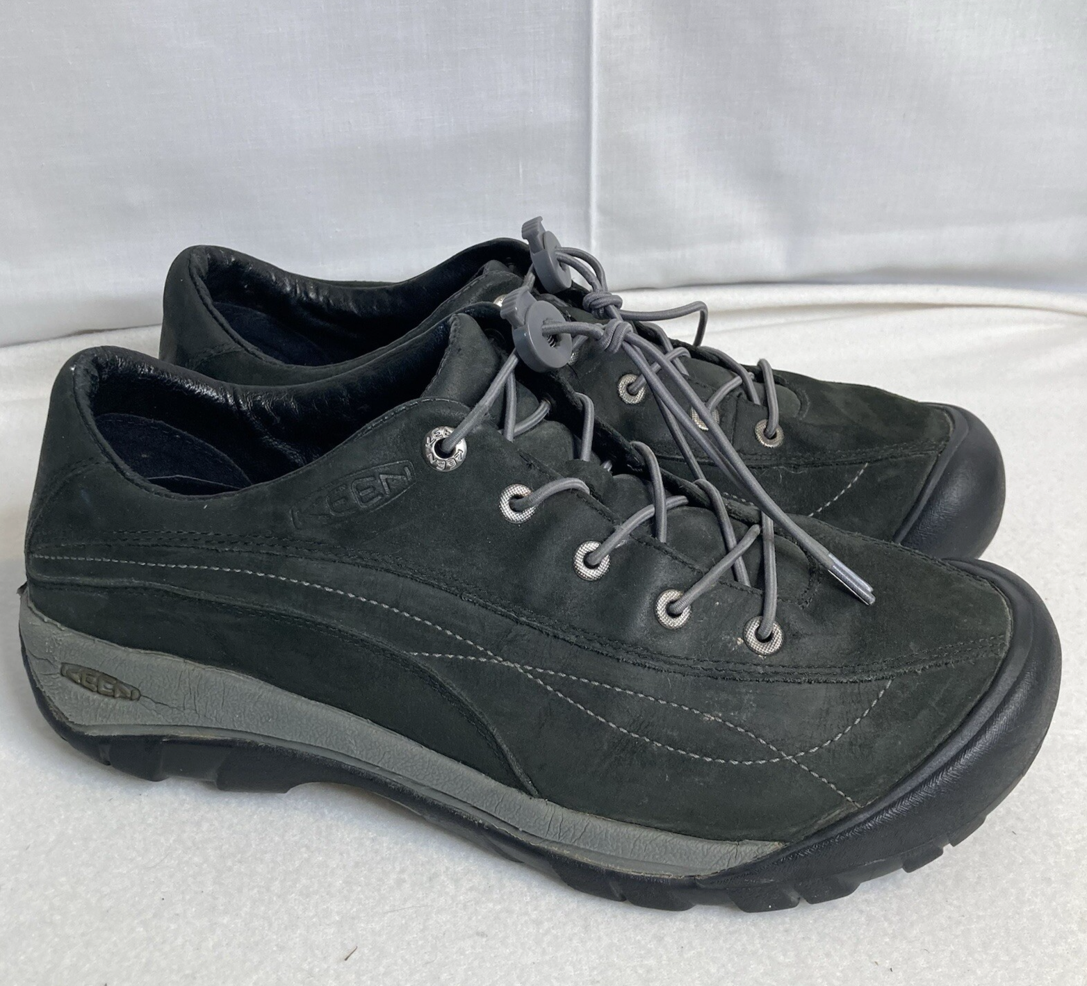 Scarpe basse Keen Toyah da donna 11 in pelle nabuk nera da trekking atletica 53001