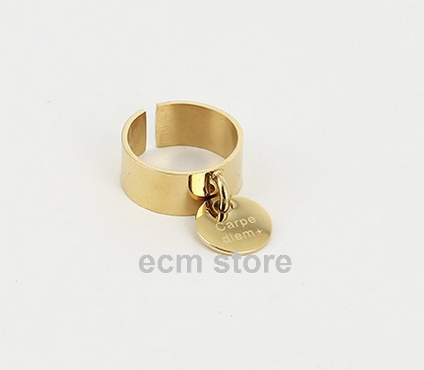 Bague ajustable ZAG en acier doré anti-allergie qui résiste à l'eau