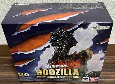S.H.MonsterArts Godzilla 1995 Ultimate Burning Ver. Figure