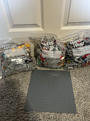LEGO Daily Bugle 76178 Used 