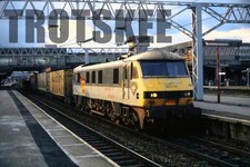 35mm Slide BR British Railways Electric Loco Class 90 90136 Stafford 1996 Orig