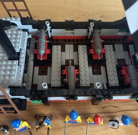 Vintage Lego 6286 Skull&rsquo;s Eye Schooner - Incomplete