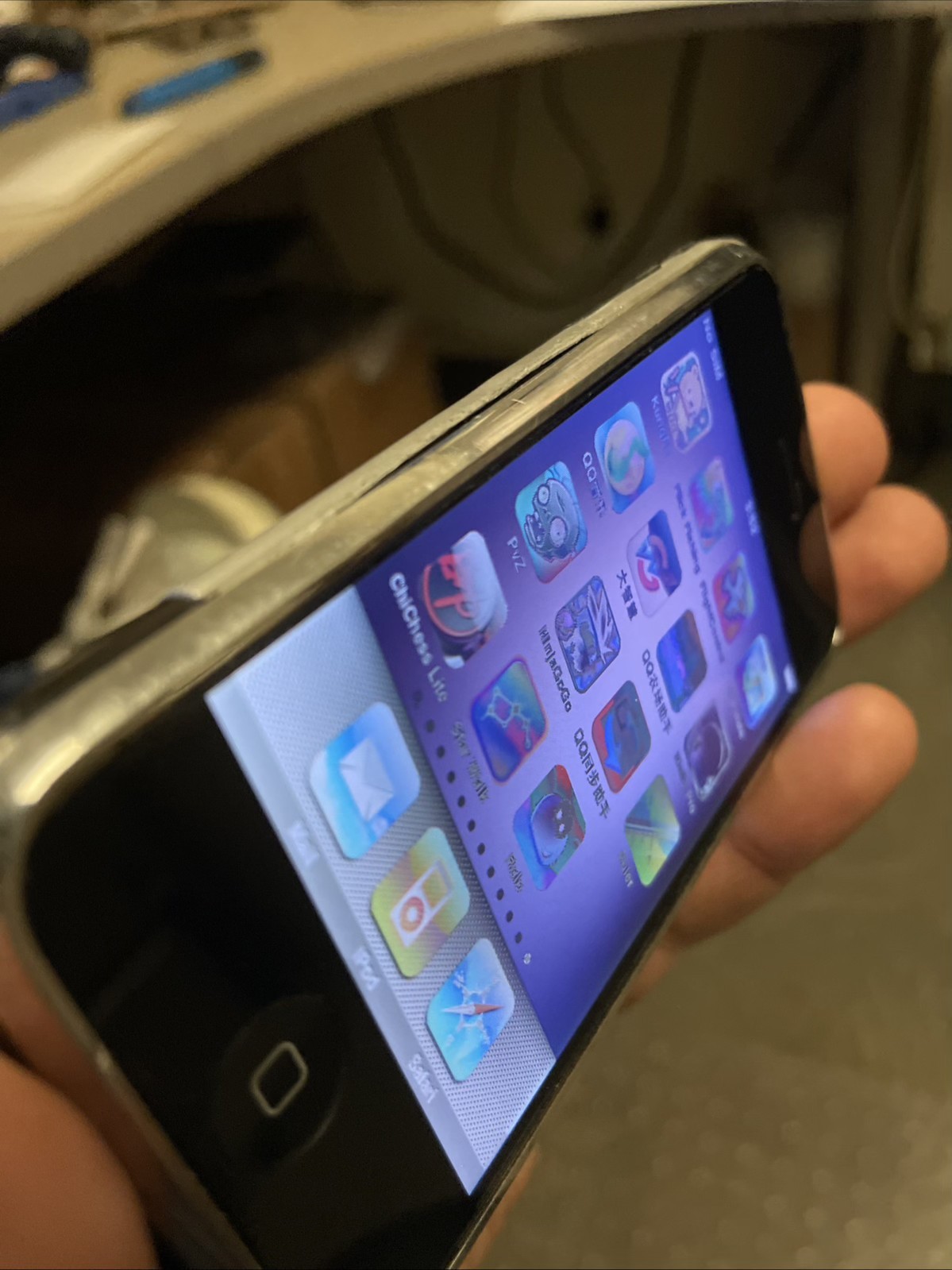 Apple iphone 1st Generation 8GB unlocked from US