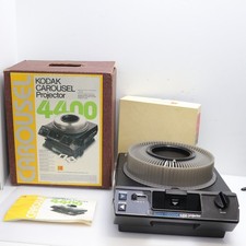 KODAK Carousel 4400 Slide Projector GREAT W Box, Remote, 80 Tray, Lens  Manual