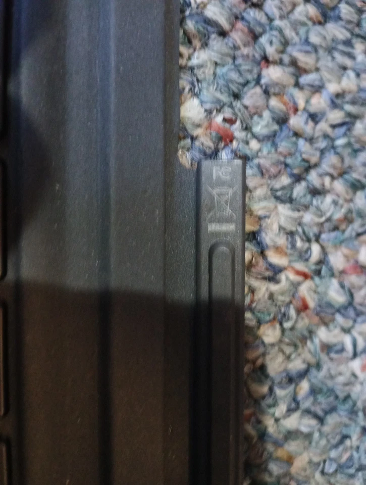 Cubierta tipo Microsoft Surface Pro 1755 negra identificación de huellas dactilares negra - USADA Foto 4 de 4