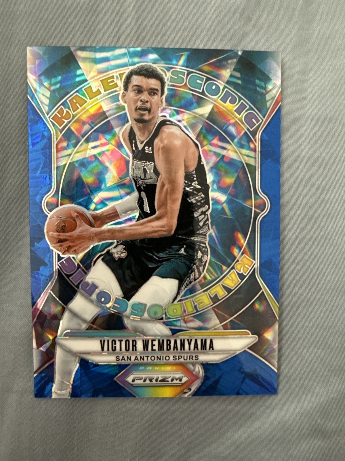 2024-25 Panini Prizm Victor Wembanyama  Kaleidoscopic #20 Blue Ice /125