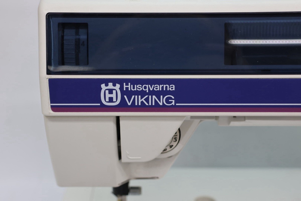 HUSQVARNA VIKING ROSE 600 SEWING AND EMBROIDERY MACHINE W/Pedal