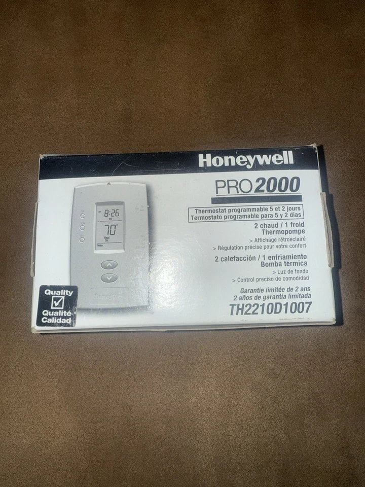 Honeywell TH2110D1007 L41-712 Pro 2000 Series Thermostat 2 Heat 1 Cool
