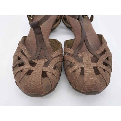 closed toe sandals skechers