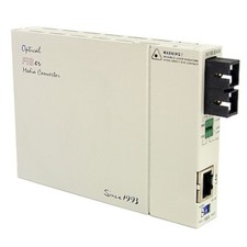 StarTech 10/100 Mbps Fiber to Ethernet Conver...