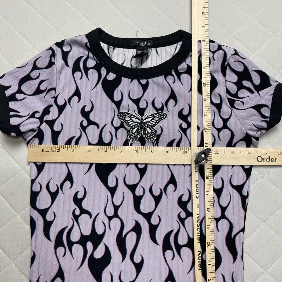 Camisa Vintage Rue 21 Niñas Mediana 8/10 Timbre Negro Llama Mariposa Y2K Púrpura Foto 2 de 4