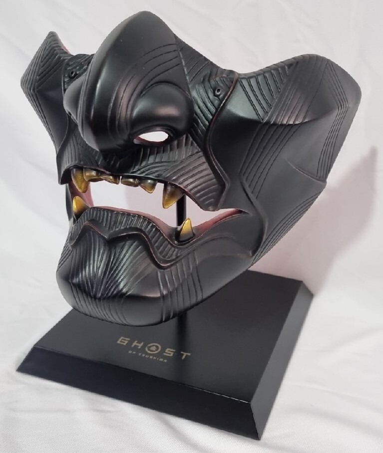 Ghost Of Tsushima Collectors Edition Jin Sakai Mask Statue w/ Base