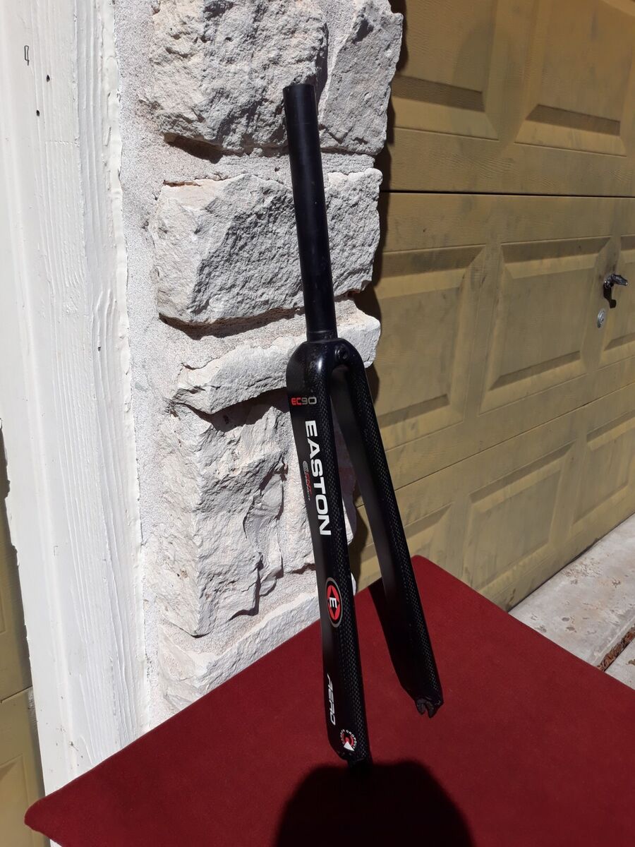 Easton Aero EC90 Track Full Carbon Fork 700c 1 Easton Aero EC90 Track Full Carbon Fork 700c 1