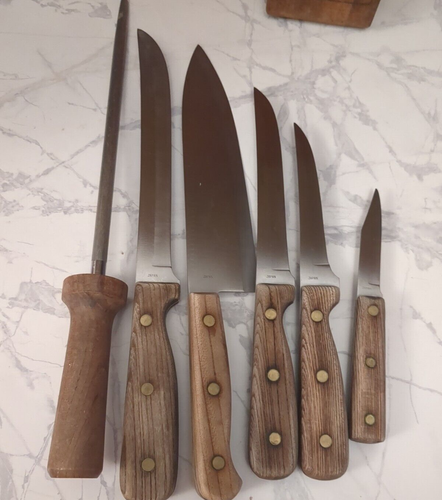 Rogers Butcher Block And Knives - Picture 7 of 13