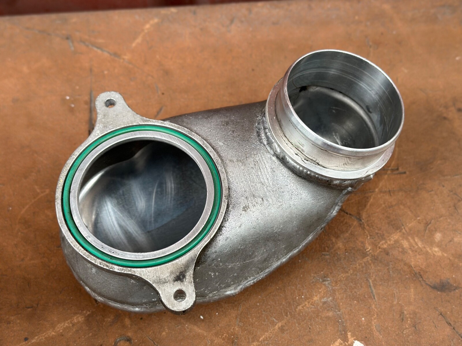 Ferrari 488, F8 COMPLETE  TURBO DUCT  LH  LEFT  325567