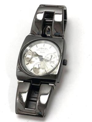 Alba AKA V33J-6B90 Quartz Watch 18693610 Silver Battery Replaced