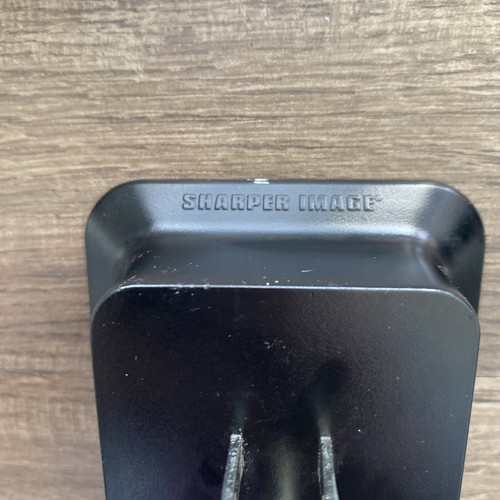 Sharper Image PLATEPOWER USB Wall Plate Charger TSI-609 /c - Picture 3 of 8