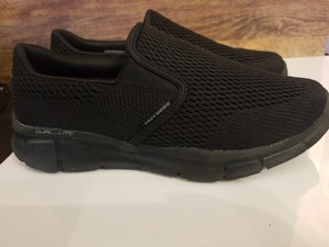 7.5 wide mens shoes