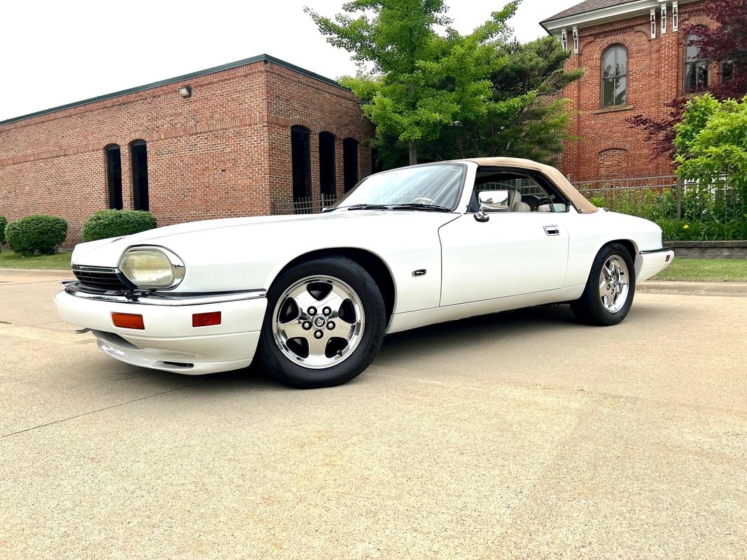 1996 Jaguar XJS for sale in Fraser Michigan