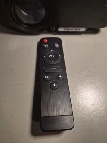 Mini projecteur home cinéma Tenker T20 testé et envoi rapide - Photo 9/12
