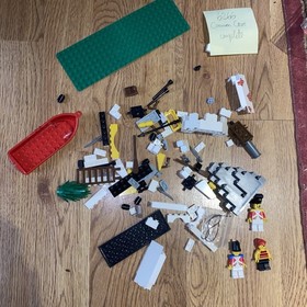 Vintage LEGO 6266 Cannon Cove complete w/ Mini-figures No Box Or Manual c. 1993