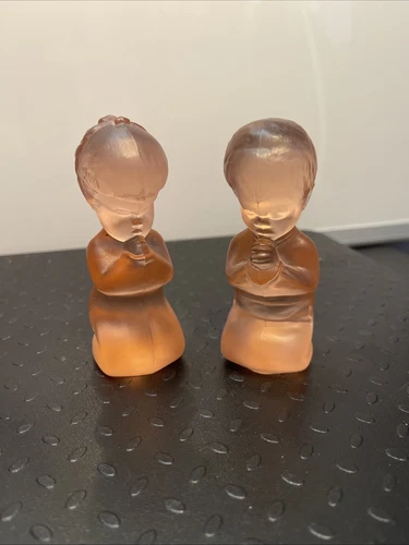 Fenton Pink Satin Glass Praying Children Figurines Set Boy & Girl 5100VP Vintage