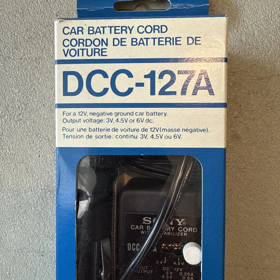 Adaptador de corriente para cigarrillo bayoneta automóvil Sony DCC-127A para ICF-2010 Foto 3 de 4