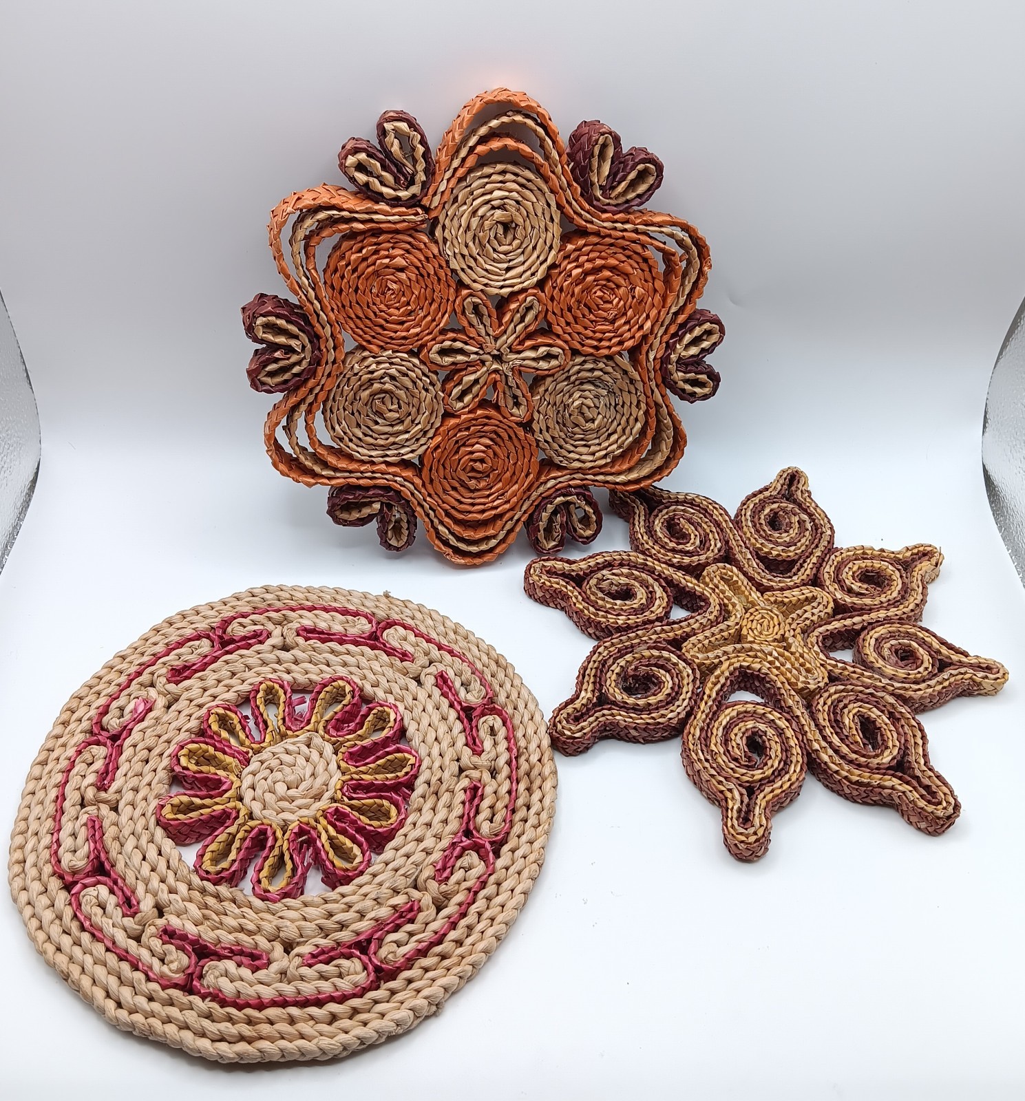 Vtg Cottagecore Woven Straw Trivet Set 3 Boho Chic Hot Pad Flower Coaster Retro - second product detail image