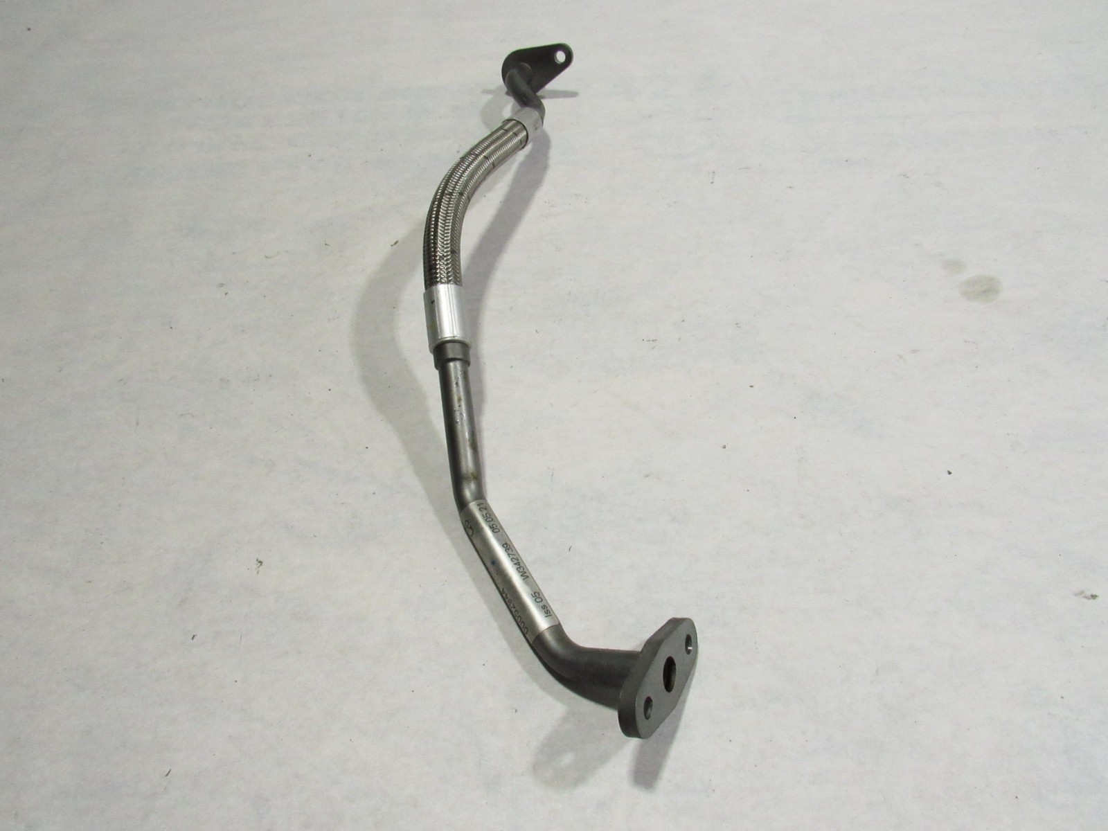 20-23 McLaren GT 2021 Right Oil Cooler Drain Hose Pipe Line Tube ;:Y
