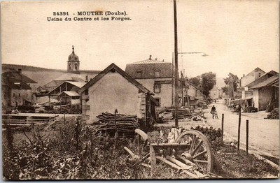25 MOUTHE - Fabrik des Zentrums und die Schmieden