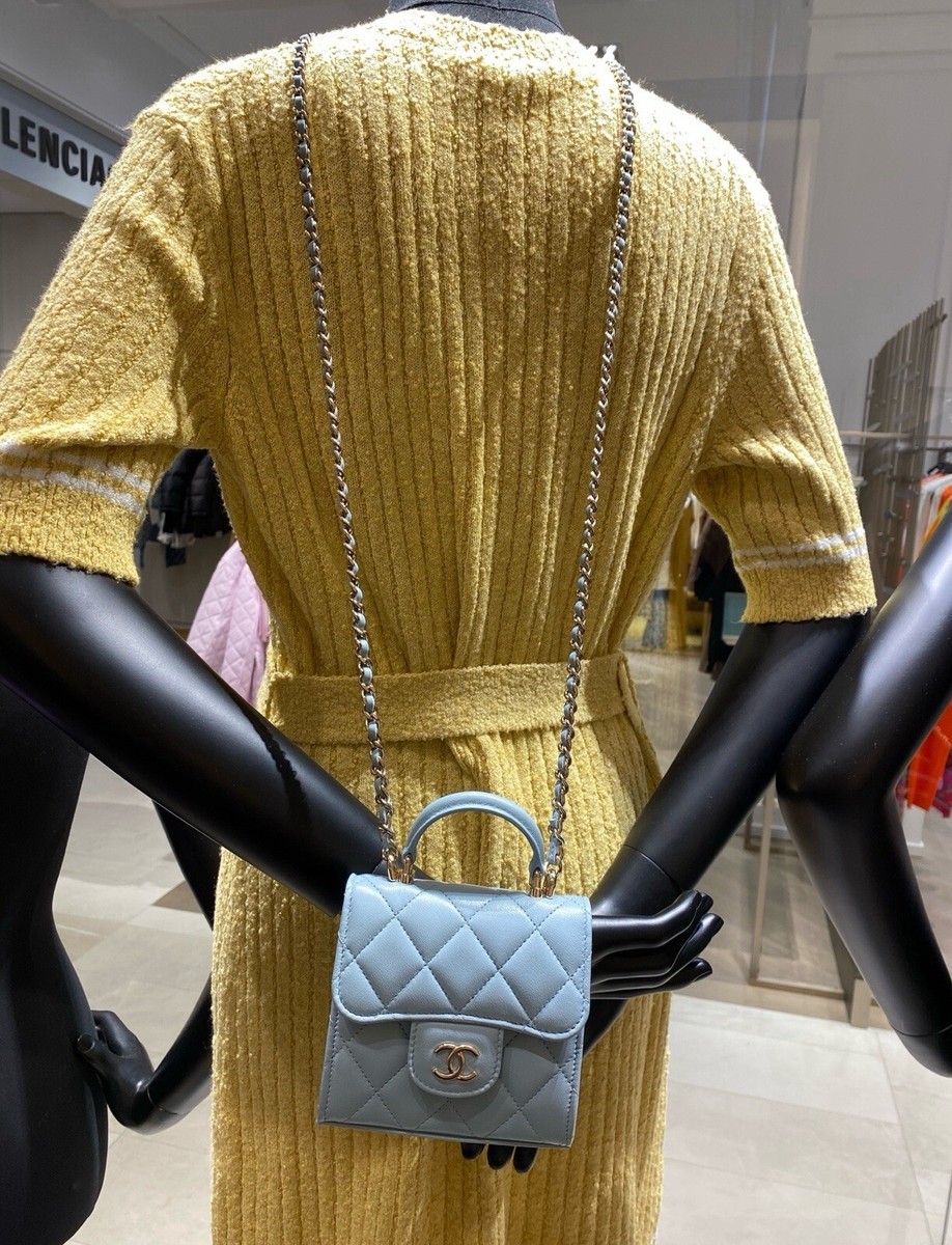 シャネル 22P フラップバッグ18cm ベビーブルー CHANEL 22p Micro Classic Flap Top Handle Crossbody Bag Baby