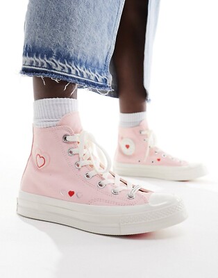 Chuck Taylors Converse With The Heart Price Converse Chuck 70 Hi