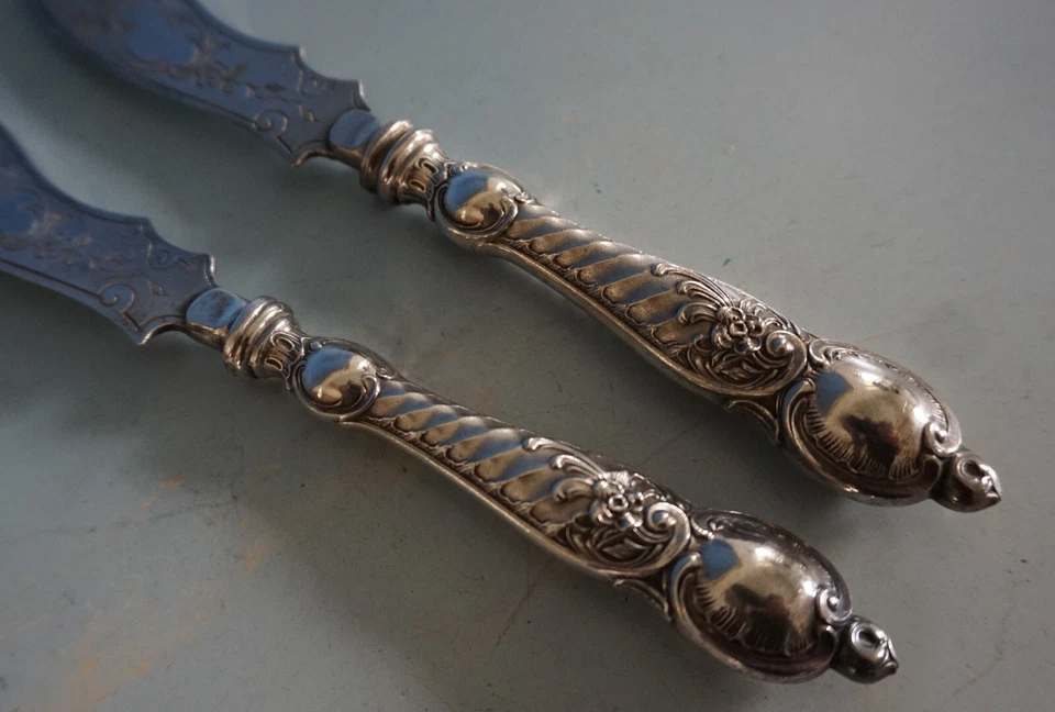 2 WMF seltene Buttermesser Messer versilbert Rocaillendekor vor 1900 (523-050) - Bild 2 von 4