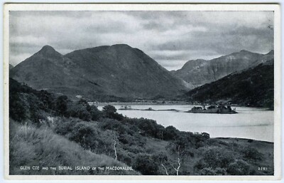 J B White Glencoe Postkarte 2281 MacDonald Burial Island Glen Coe unbesendet 1950er