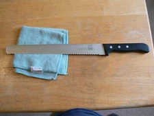 Mercer Chef Cutlery High Carbon Stainless 11" Bread Knife 12311 - Germany