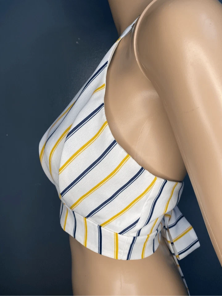 Топ сопрано с бретелью через шею укороченный в полоску летний ремешок для спагетти галстук сзади женский размер маленький - Изображение 2 из 4